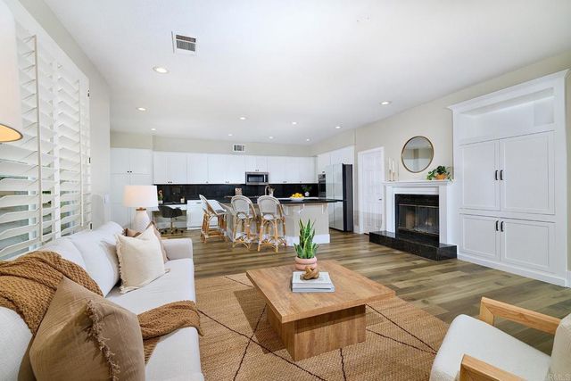 2360 Avenida Helecho, Carlsbad, CA 92009