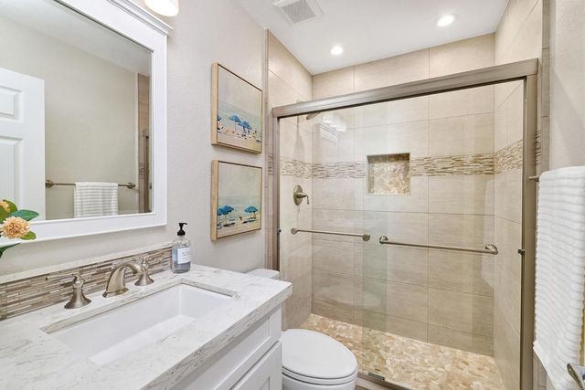 2360 Avenida Helecho, Carlsbad, CA 92009