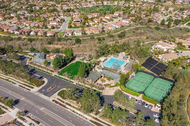 2360 Avenida Helecho, Carlsbad, CA 92009