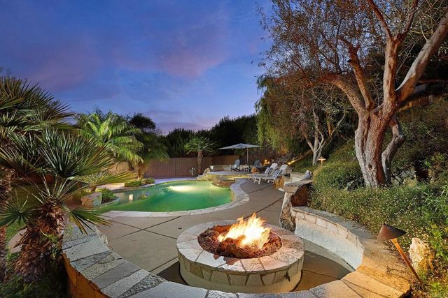 2360 Avenida Helecho, Carlsbad, CA 92009