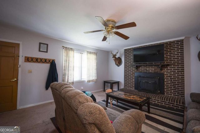 290 W Valley Drive, Fort Valley, GA 31030