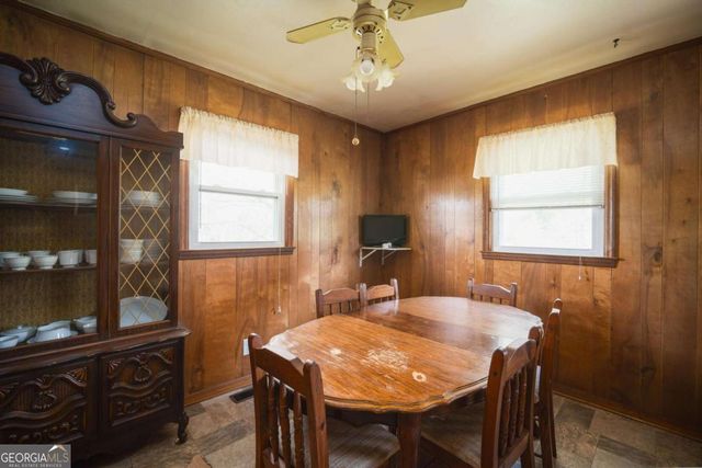 290 W Valley Drive, Fort Valley, GA 31030