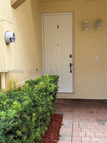 7432 Willow Grove Pl, Davie, FL 33314