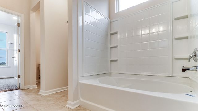 651 Griffiths Court, Breaux Bridge, LA 70517