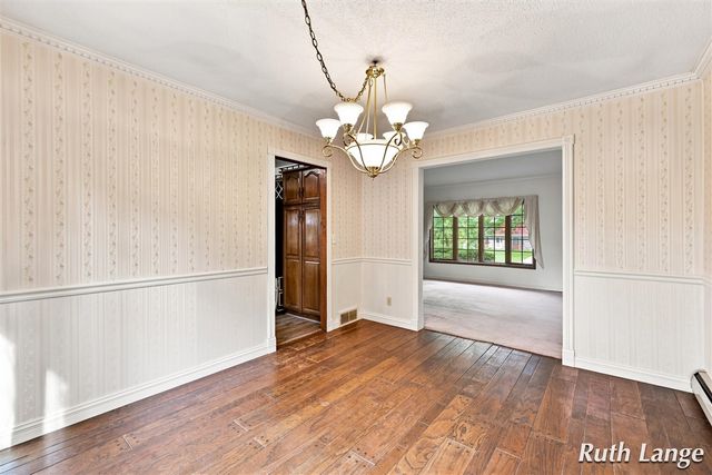 247 Trickovic Lane, Battle Creek, MI 49014