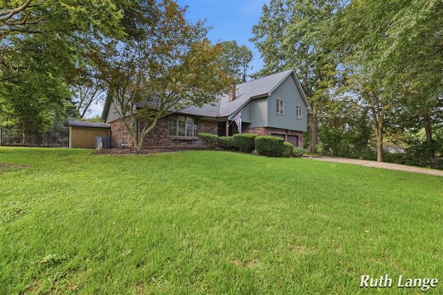 247 Trickovic Lane, Battle Creek, MI 49014