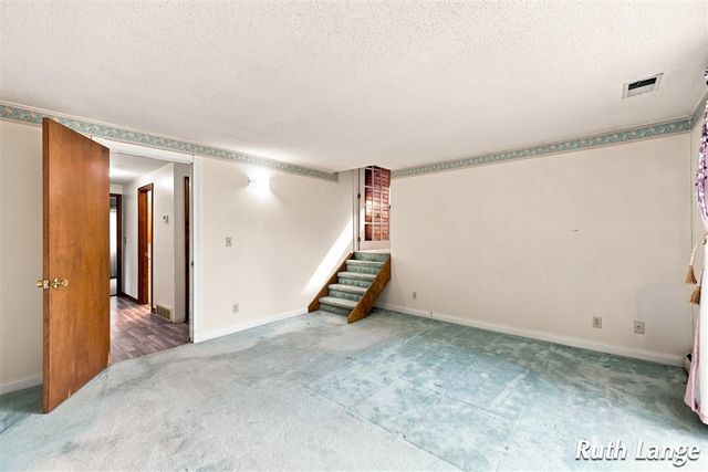 247 Trickovic Lane, Battle Creek, MI 49014