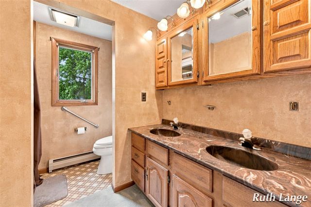 247 Trickovic Lane, Battle Creek, MI 49014