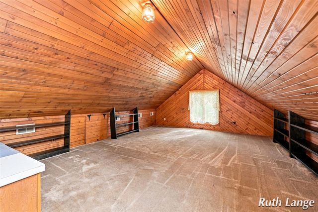 247 Trickovic Lane, Battle Creek, MI 49014