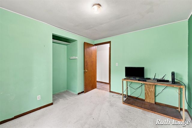 247 Trickovic Lane, Battle Creek, MI 49014