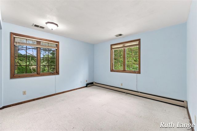 247 Trickovic Lane, Battle Creek, MI 49014