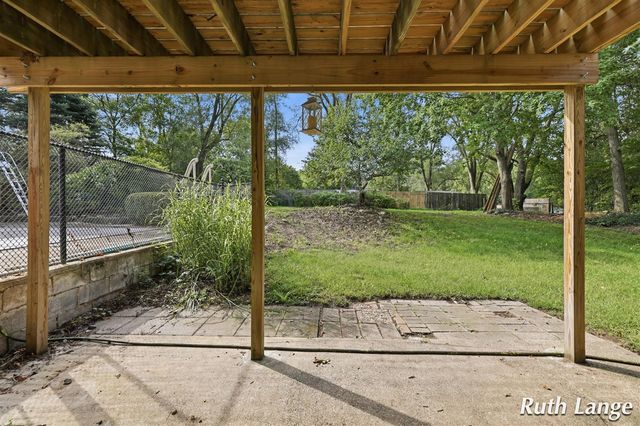 247 Trickovic Lane, Battle Creek, MI 49014