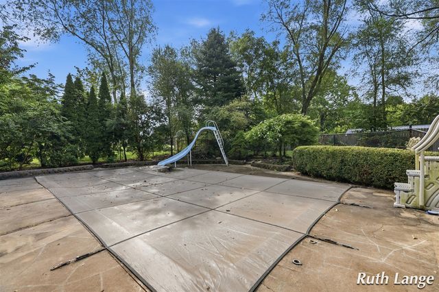 247 Trickovic Lane, Battle Creek, MI 49014