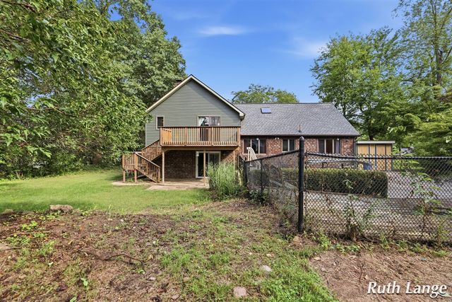 247 Trickovic Lane, Battle Creek, MI 49014