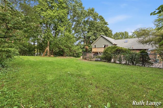 247 Trickovic Lane, Battle Creek, MI 49014