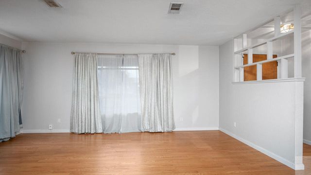 1209 Pioneer Avenue, Porterville, CA 93257