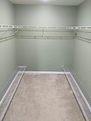 16 Winter Park Rd, Framingham, MA 01702