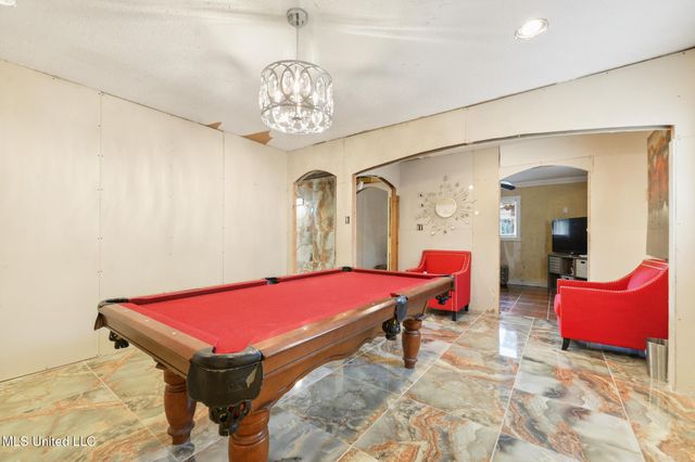 609 W David Drive, Gulfport, MS 39503