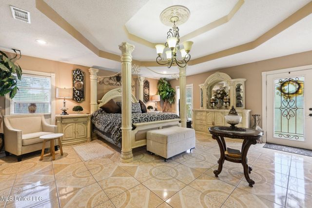 609 W David Drive, Gulfport, MS 39503