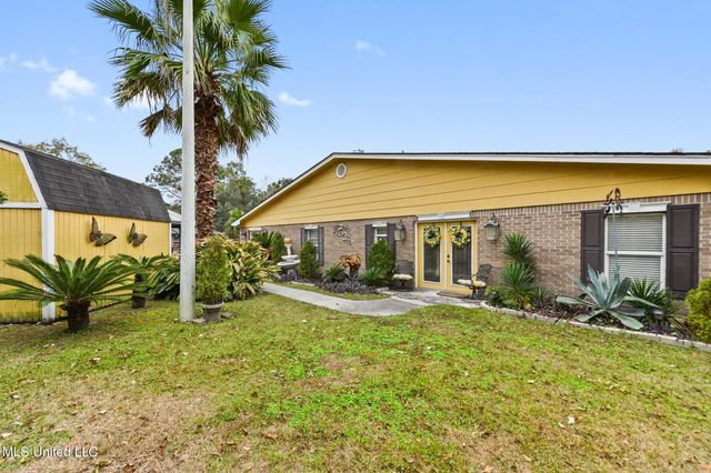 609 W David Drive, Gulfport, MS 39503