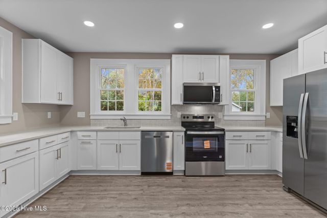 106 Kenwood Avenue, Wilmington, NC 28405