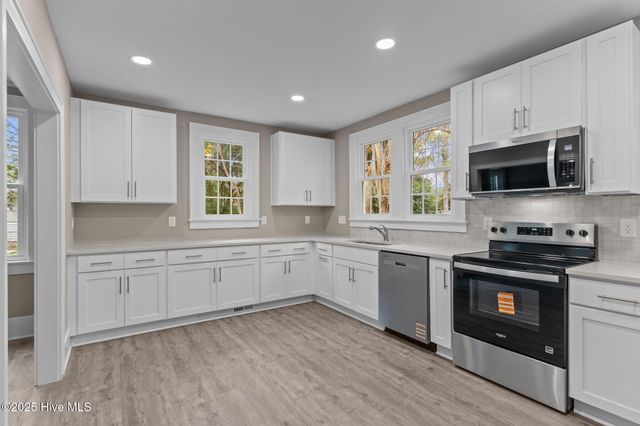 106 Kenwood Avenue, Wilmington, NC 28405