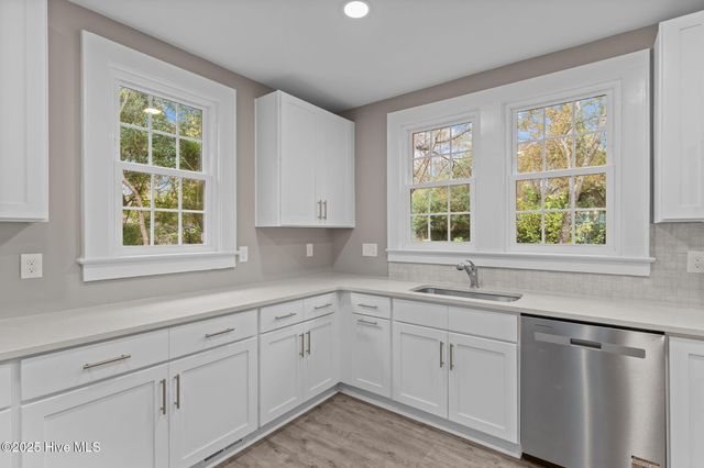 106 Kenwood Avenue, Wilmington, NC 28405