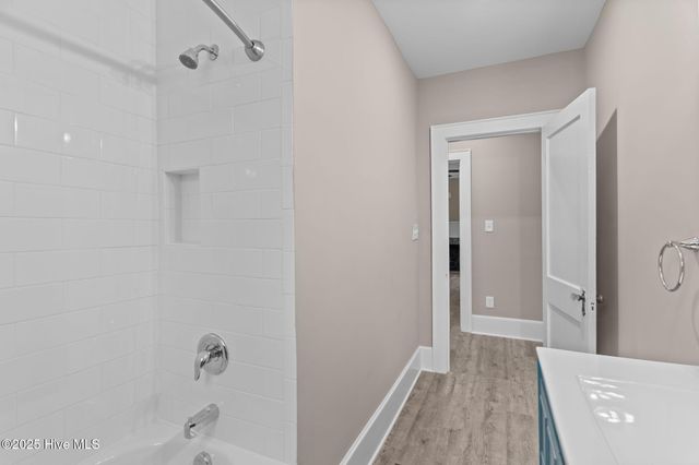 106 Kenwood Avenue, Wilmington, NC 28405