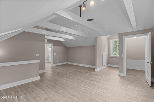 106 Kenwood Avenue, Wilmington, NC 28405