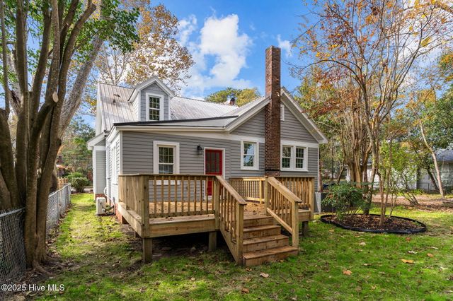 106 Kenwood Avenue, Wilmington, NC 28405