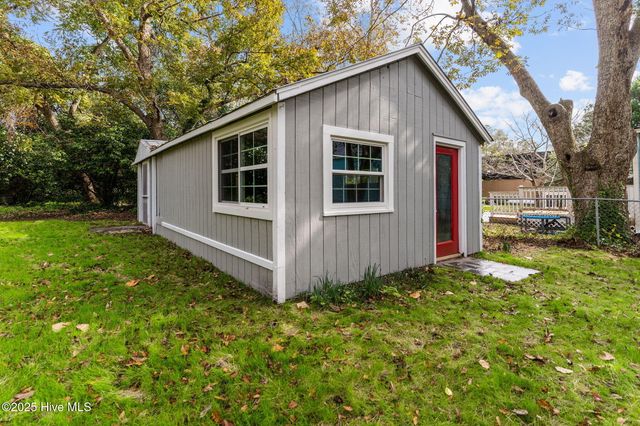 106 Kenwood Avenue, Wilmington, NC 28405