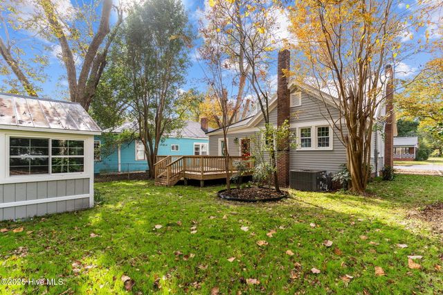 106 Kenwood Avenue, Wilmington, NC 28405