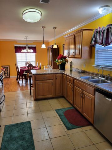267 Whispering Wind Circle, Marion, AR 72364