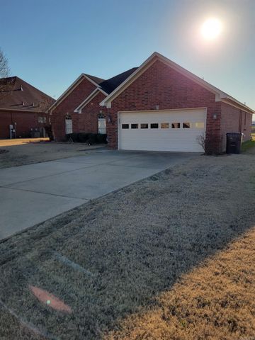 267 Whispering Wind Circle, Marion, AR 72364