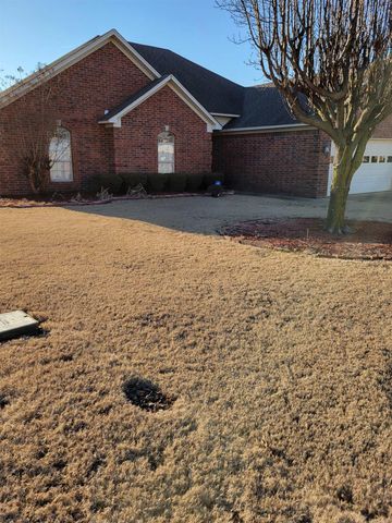 267 Whispering Wind Circle, Marion, AR 72364