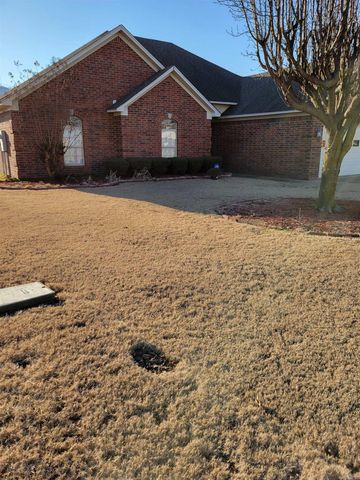 267 Whispering Wind Circle, Marion, AR 72364