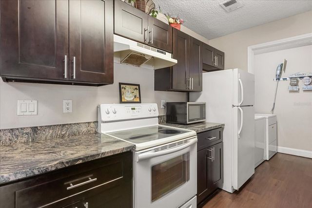 2501 GRASSY POINT DRIVE 103, Lake Mary, FL 32746