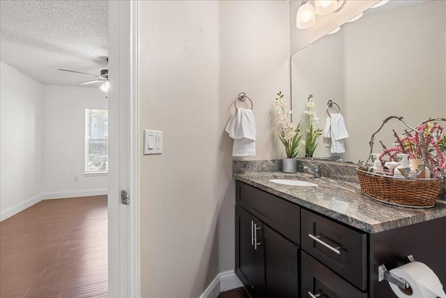 2501 GRASSY POINT DRIVE 103, Lake Mary, FL 32746