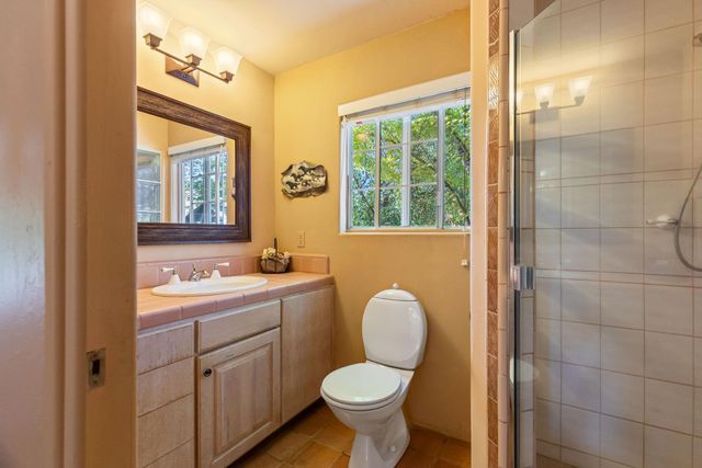 13587 Garden Bar Rd, Grass Valley, CA 95949