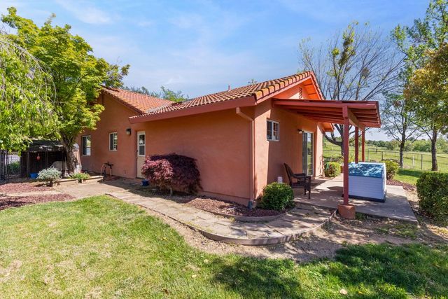 13587 Garden Bar Rd, Grass Valley, CA 95949