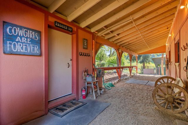 13587 Garden Bar Rd, Grass Valley, CA 95949