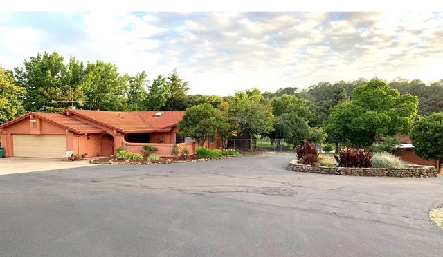 13587 Garden Bar Rd, Grass Valley, CA 95949