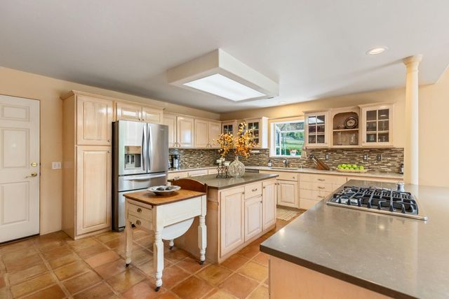 13587 Garden Bar Rd, Grass Valley, CA 95949
