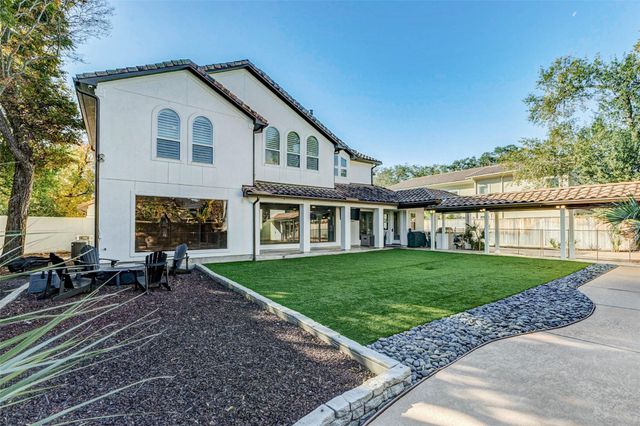 5410 Valerie St, Bellaire, TX 77401