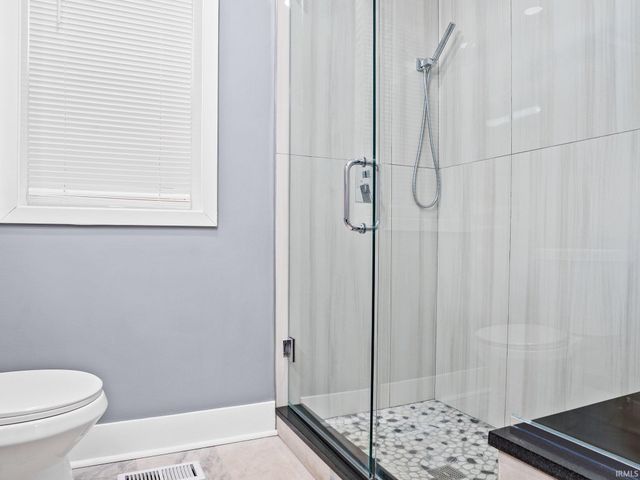 4004 Euclid Avenue, East Chicago, IN 46312