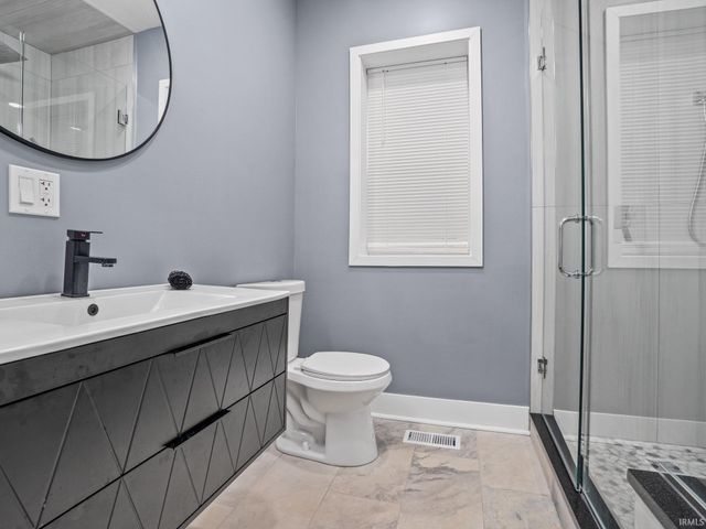 4004 Euclid Avenue, East Chicago, IN 46312