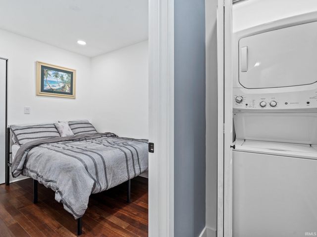 4004 Euclid Avenue, East Chicago, IN 46312