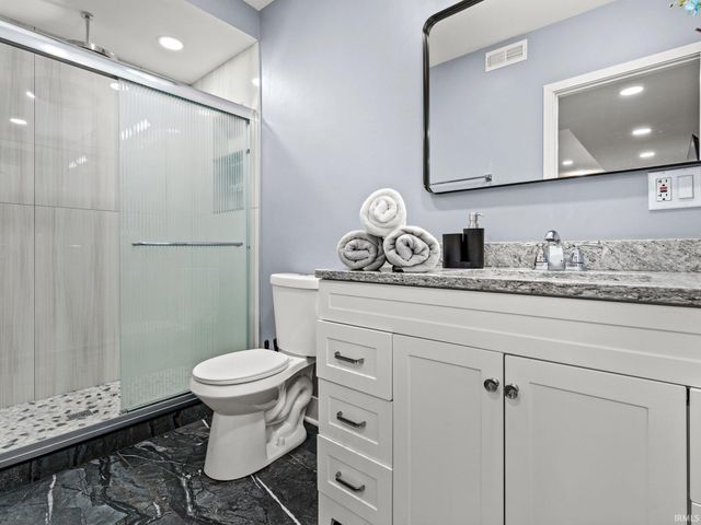 4004 Euclid Avenue, East Chicago, IN 46312