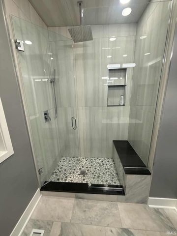 4004 Euclid Avenue, East Chicago, IN 46312