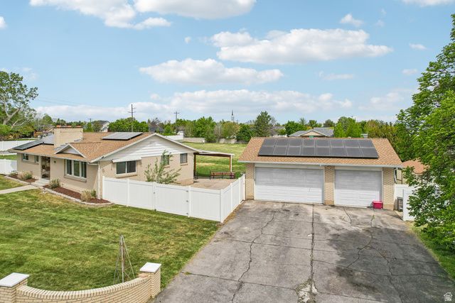 2668 W HORSESHOE CIR, South Jordan, UT 84095